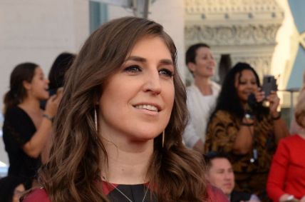 Mayim Bialik is all set to host the quiz show, Jeopardy.